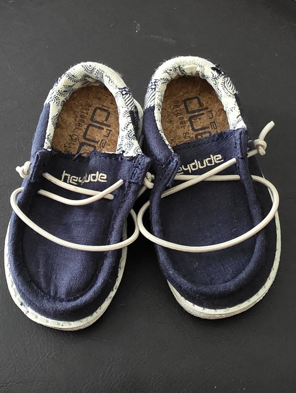 Hey Dude Boys Wally Break Stitch Shoes EUC
